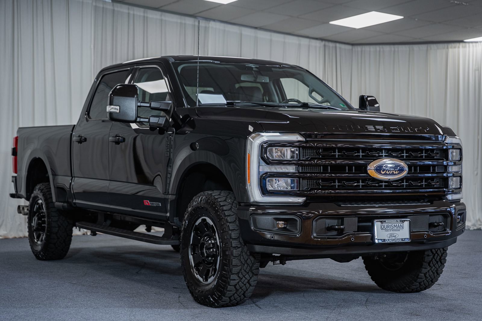 Certified 2023 Ford F250 Lariat w/ Lariat Ultimate Package AWD/4WD image 1