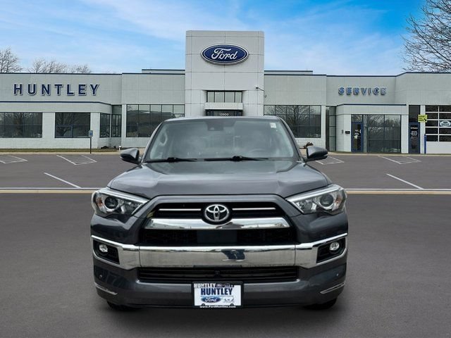 Used 2022 Toyota 4Runner Limited AWD/4WD image 3