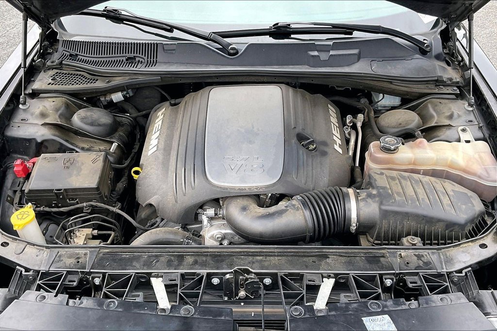 Used 2022 Dodge Challenger R/T RWD image 10