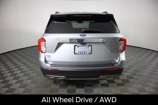 Certified 2020 Ford Explorer XLT w/ Equipment Group 202A AWD/4WD image 5