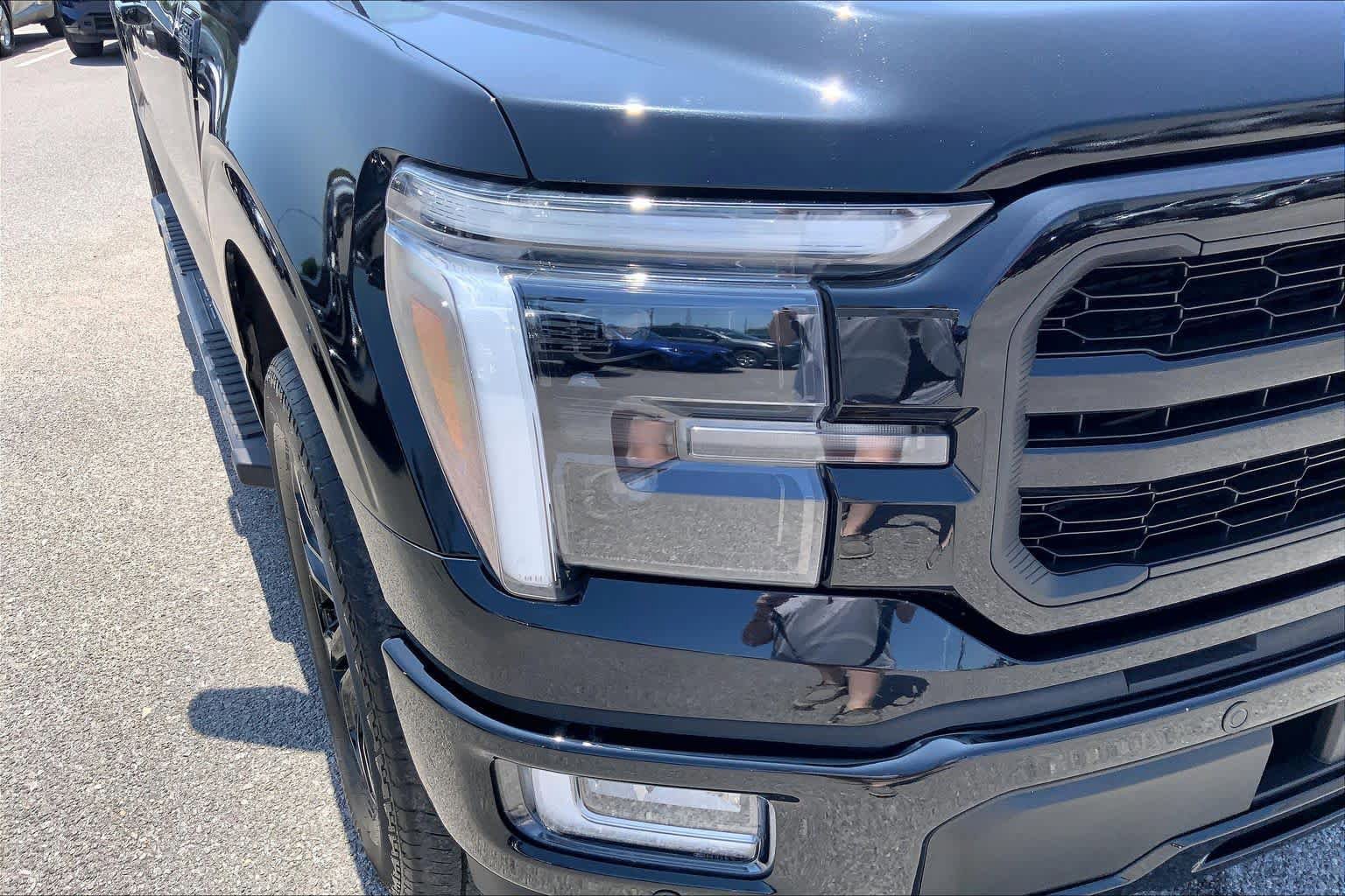 Certified 2024 Ford F150 Lariat w/ Equipment Group 502A High AWD/4WD image 28