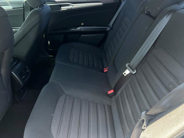 Certified 2019 Ford Fusion SE FWD image 15