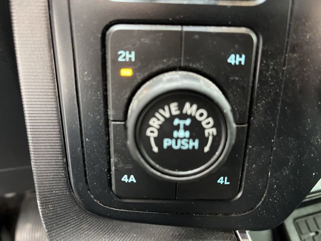 Certified 2023 Ford F150 Platinum w/ Equipment Group 701A High image 16