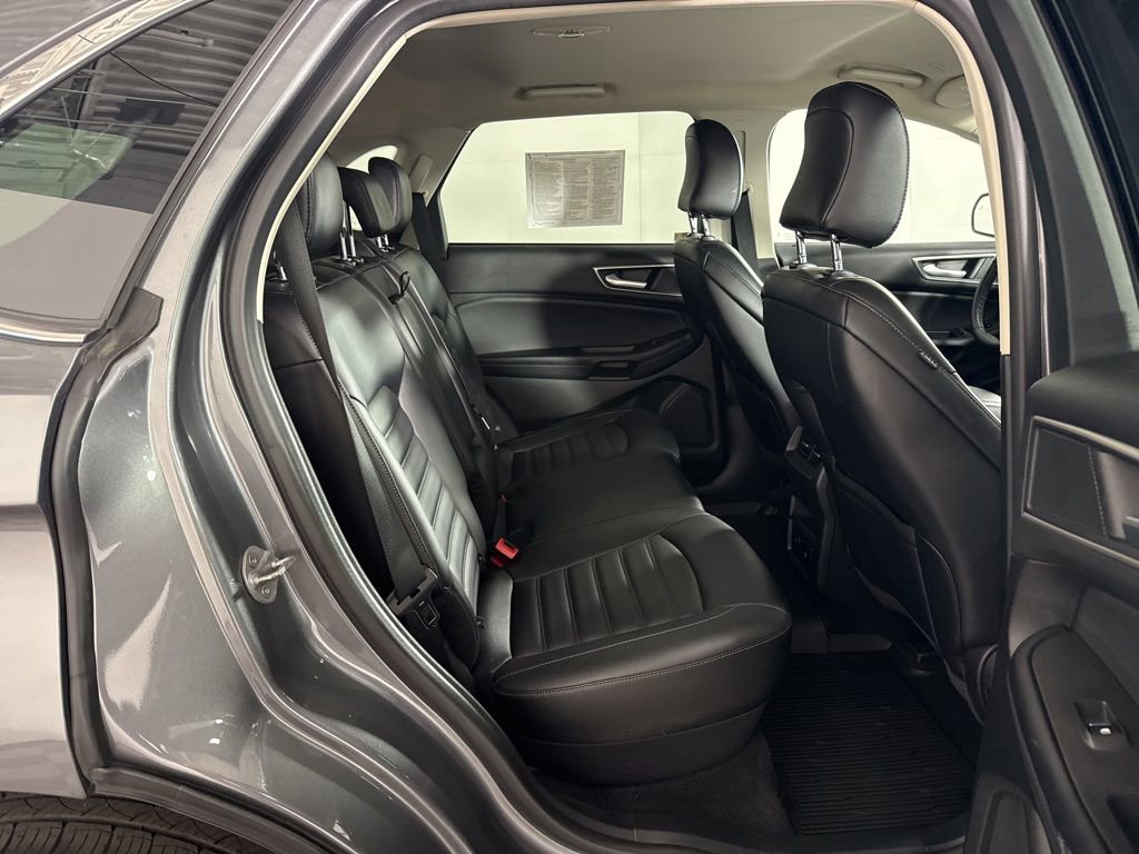 Certified 2024 Ford Edge SEL w/ Convenience Package AWD/4WD image 16