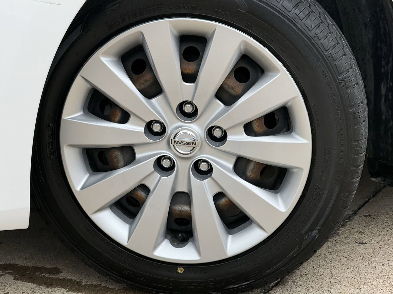 Used 2019 Nissan Sentra S image 8