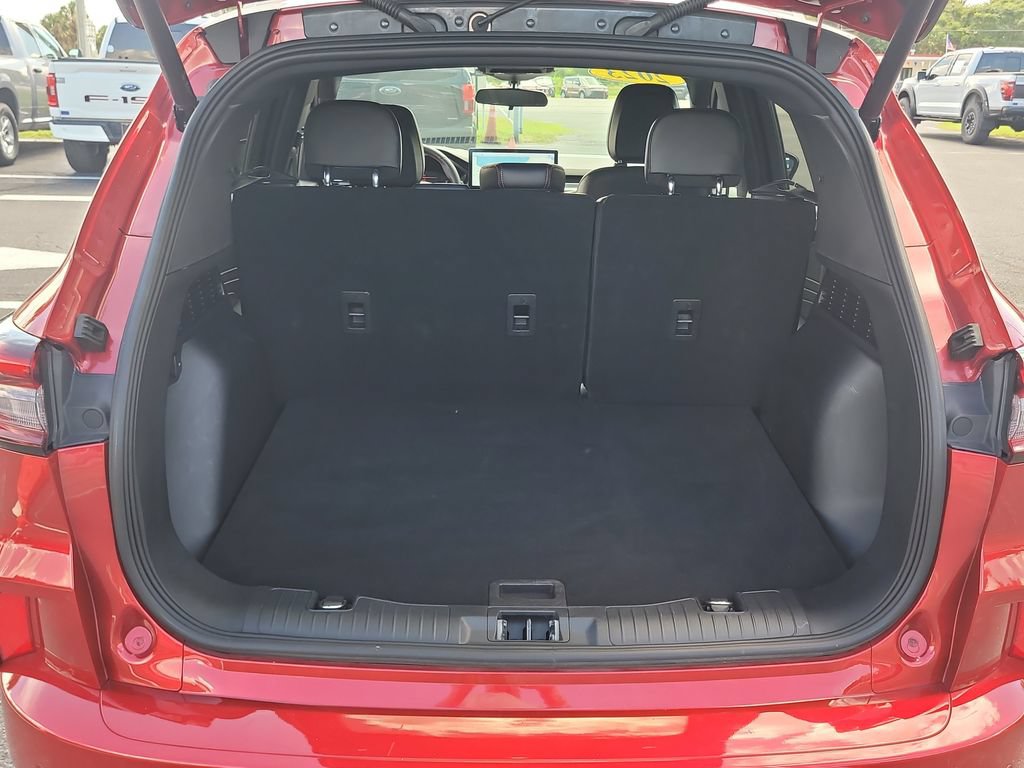 Certified 2023 Ford Escape ST-Line w/ Tech Pack #1 FWD image 7