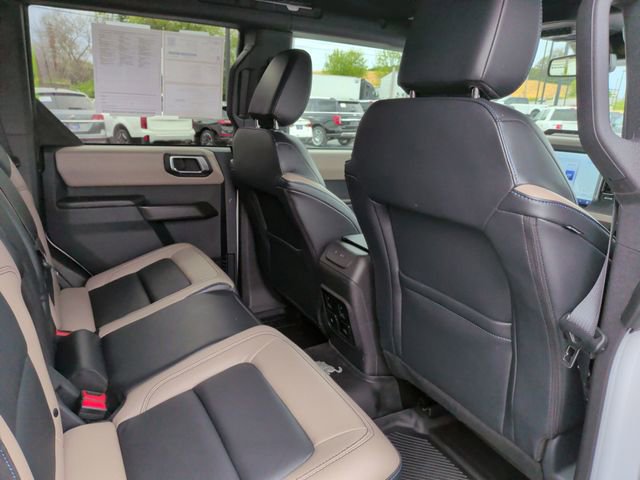 Certified 2024 Ford Bronco Wildtrak AWD/4WD image 17