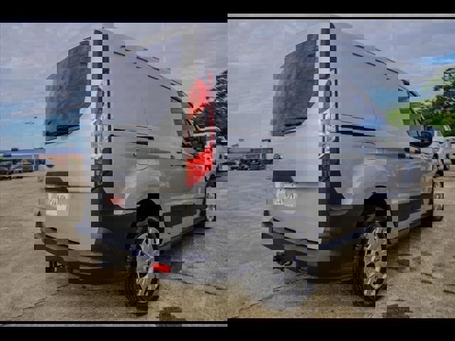 Certified 2022 Ford Transit Connect XL w/ Trailer Tow Package image 7
