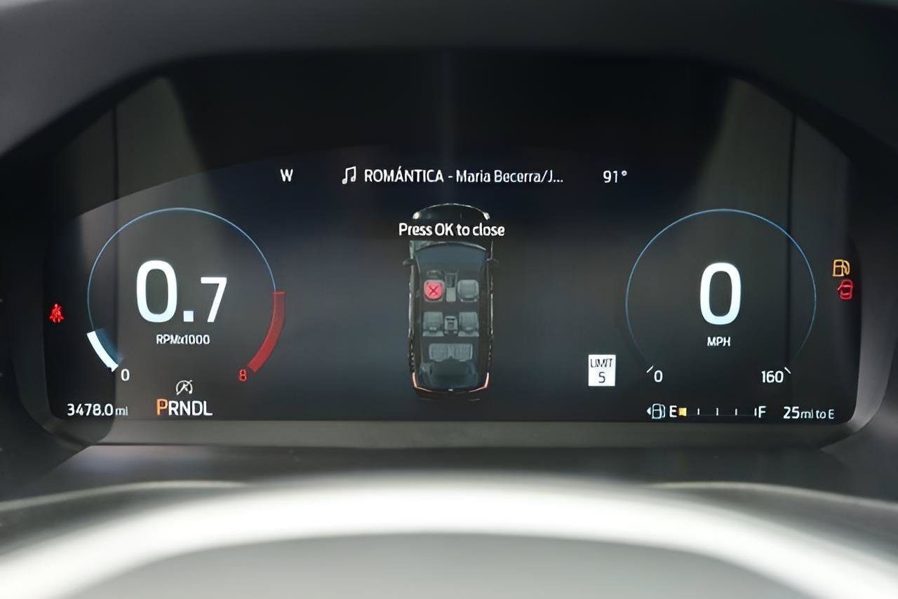 Certified 2026 Ford Explorer Active RWD image 26