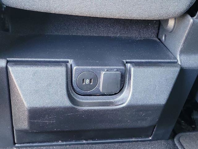 Certified 2025 Ford F150 XLT w/ Equipment Group 301A Standard AWD/4WD image 17