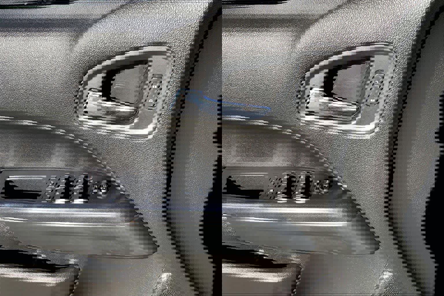 Used 2019 GMC Canyon All Terrain w/ Trailering Package image 29