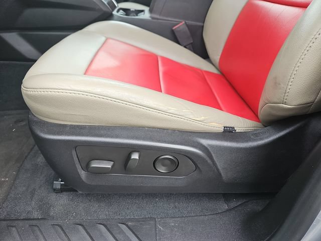 Used 2023 Chevrolet Colorado Trail Boss w/ Technology Package AWD/4WD image 18