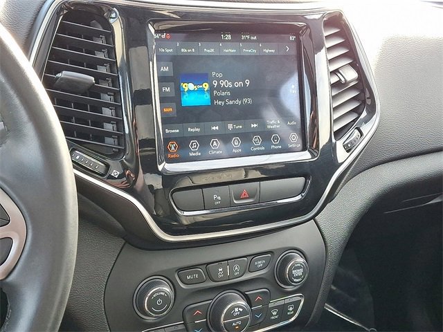 Used 2019 Jeep Cherokee Limited w/ Trailer Tow Group image 17