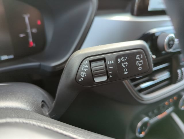 Certified 2025 Ford Escape Active AWD/4WD image 34