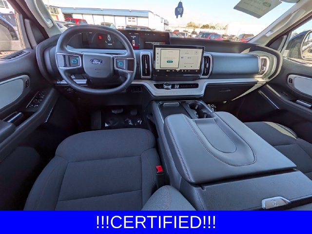 Certified 2025 Ford Expedition Active AWD/4WD image 12