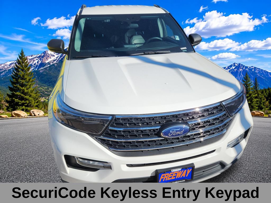 Certified 2023 Ford Explorer XLT w/ Equipment Group 202A AWD/4WD image 3