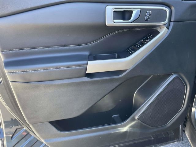 Certified 2022 Ford Explorer XLT image 16