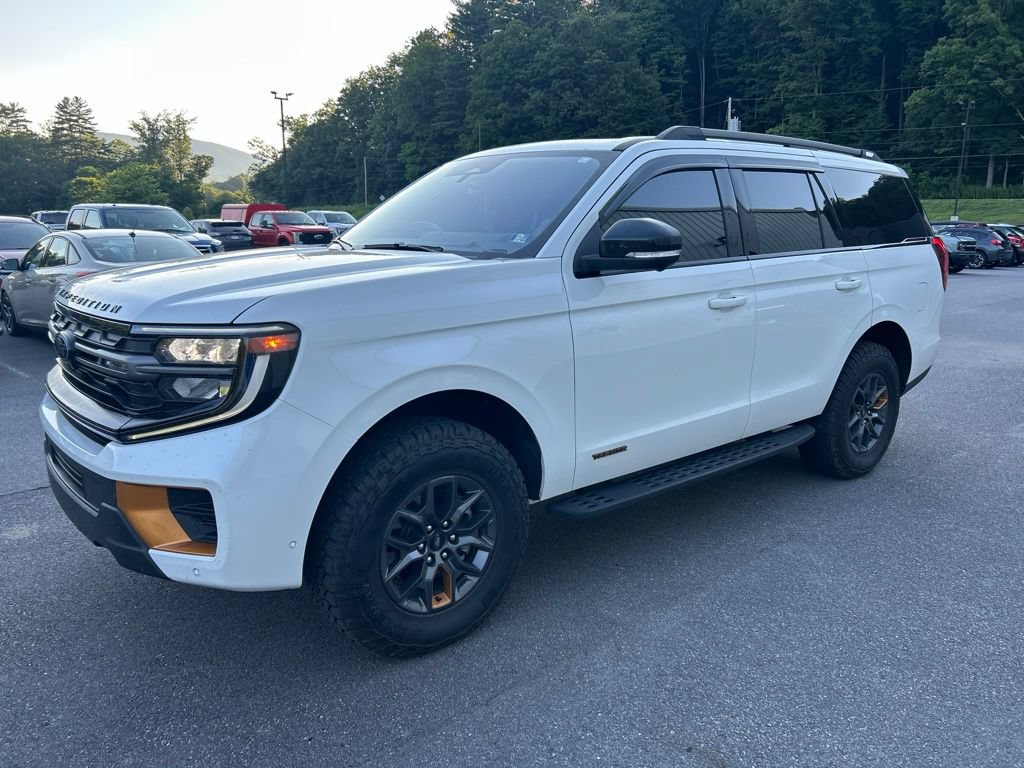 Certified 2025 Ford Expedition Tremor AWD/4WD image 4