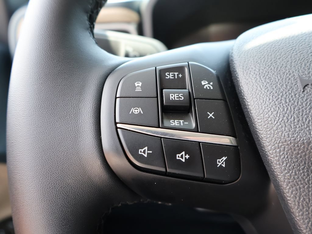 Certified 2025 Ford Maverick Lariat AWD/4WD image 26