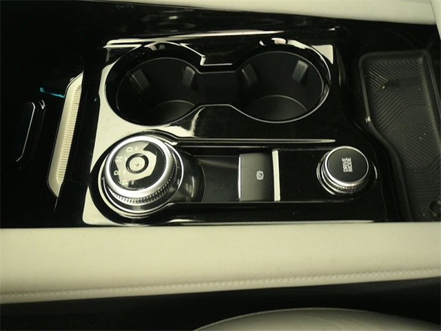 Certified 2025 Ford Explorer Platinum w/ Ultimate Package image 14