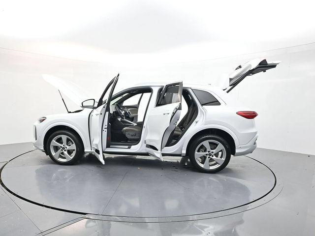 Used 2025 Audi Q5 Premium Plus AWD/4WD image 44