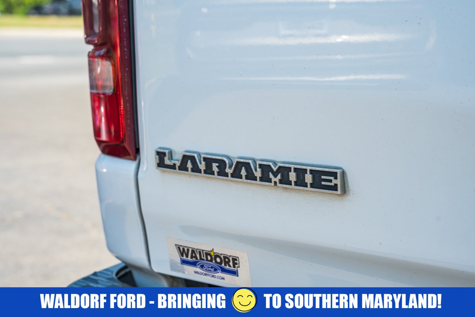 Used 2022 RAM 1500 Laramie w/ Sport Appearance Package AWD/4WD image 8