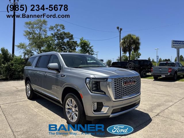 Used 2023 GMC Yukon XL Denali AWD/4WD image 1
