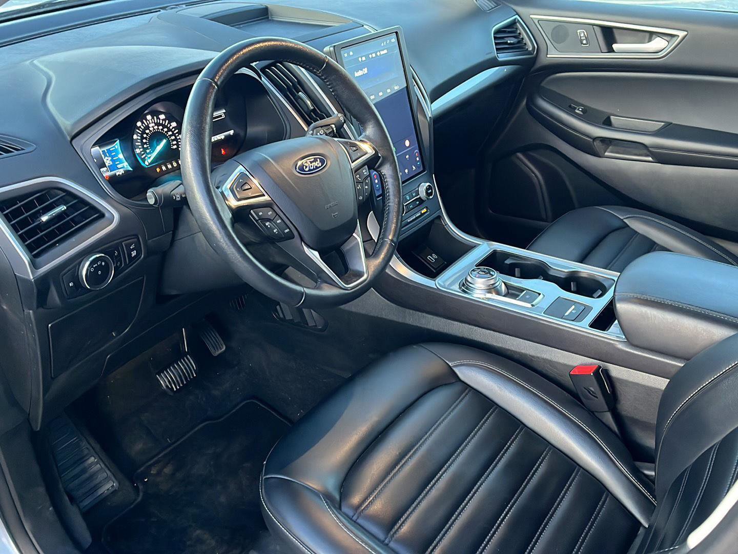 Certified 2024 Ford Edge SEL w/ Convenience Package image 11