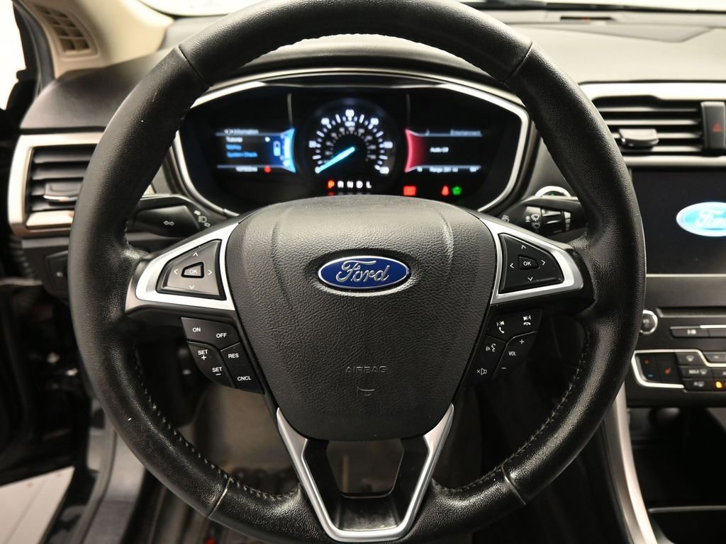 Certified 2017 Ford Fusion Energi SE image 14