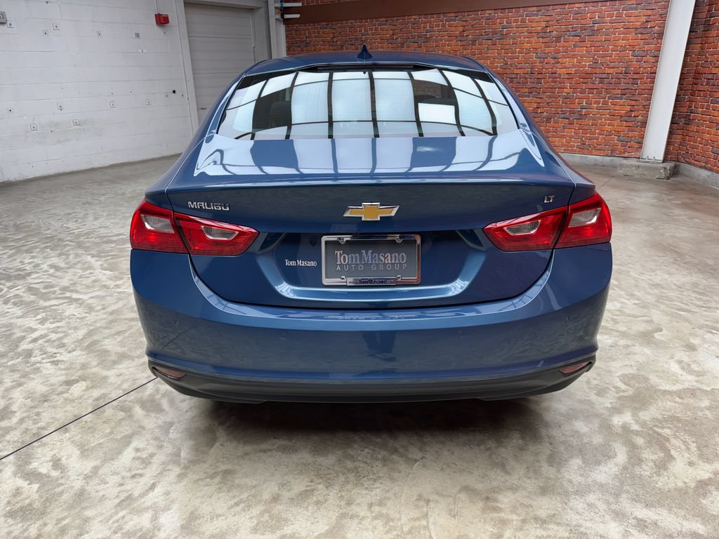 Used 2025 Chevrolet Malibu LT FWD image 3