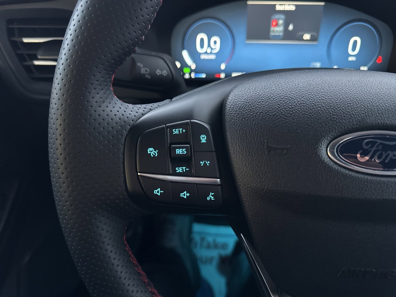 Certified 2023 Ford Escape ST-Line Elite w/ Premium Technology Package image 28