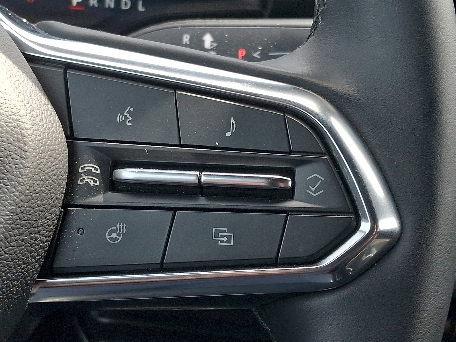 Used 2025 Chevrolet Equinox LT image 20