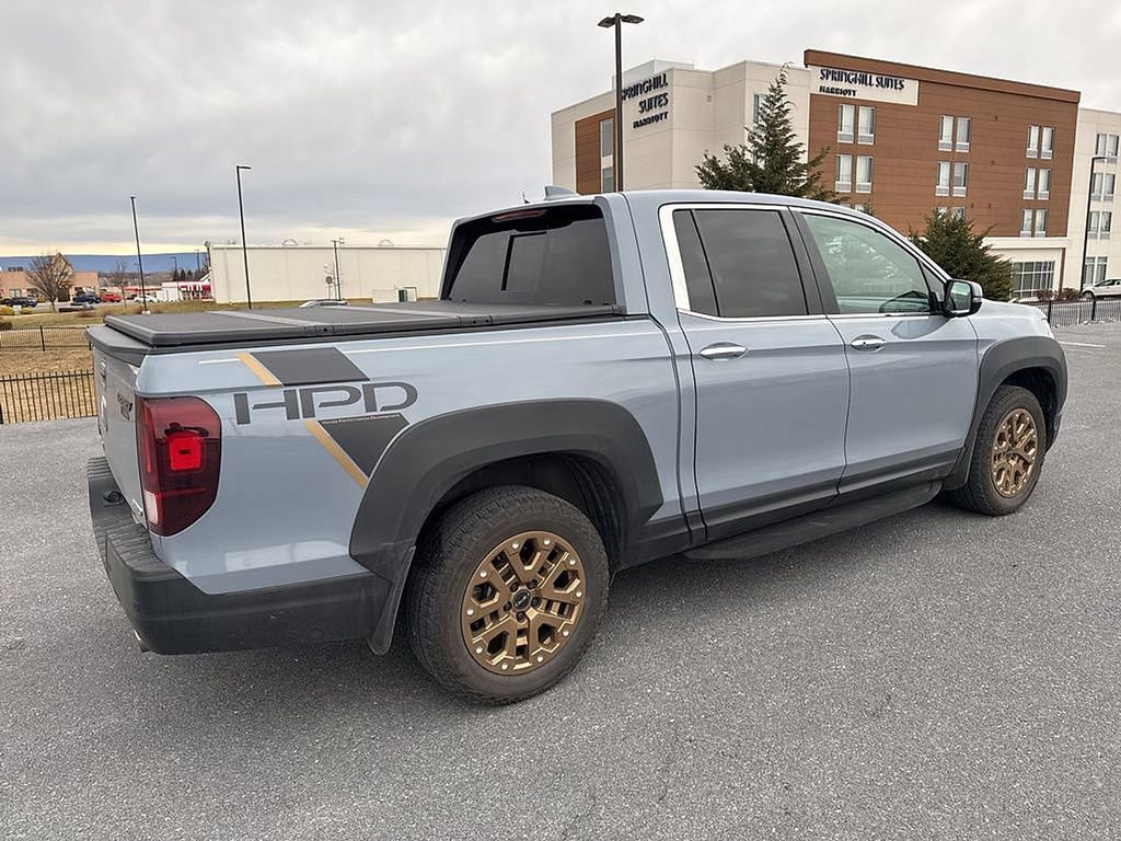 Used 2023 Honda Ridgeline RTL-E image 3