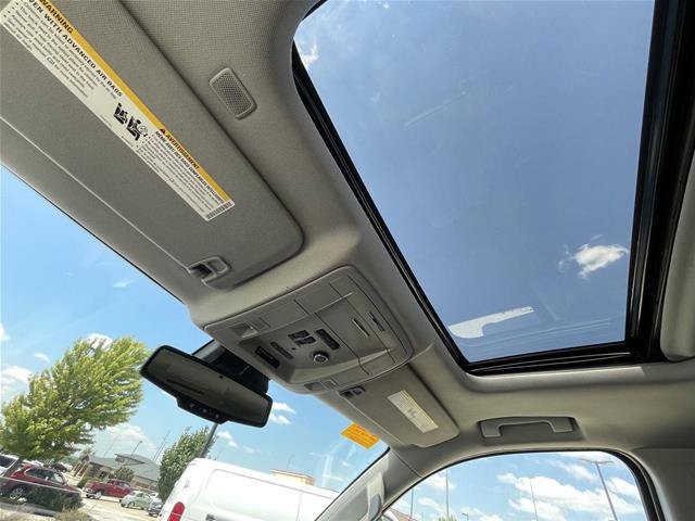 Used 2020 Chevrolet Suburban LT AWD/4WD image 24