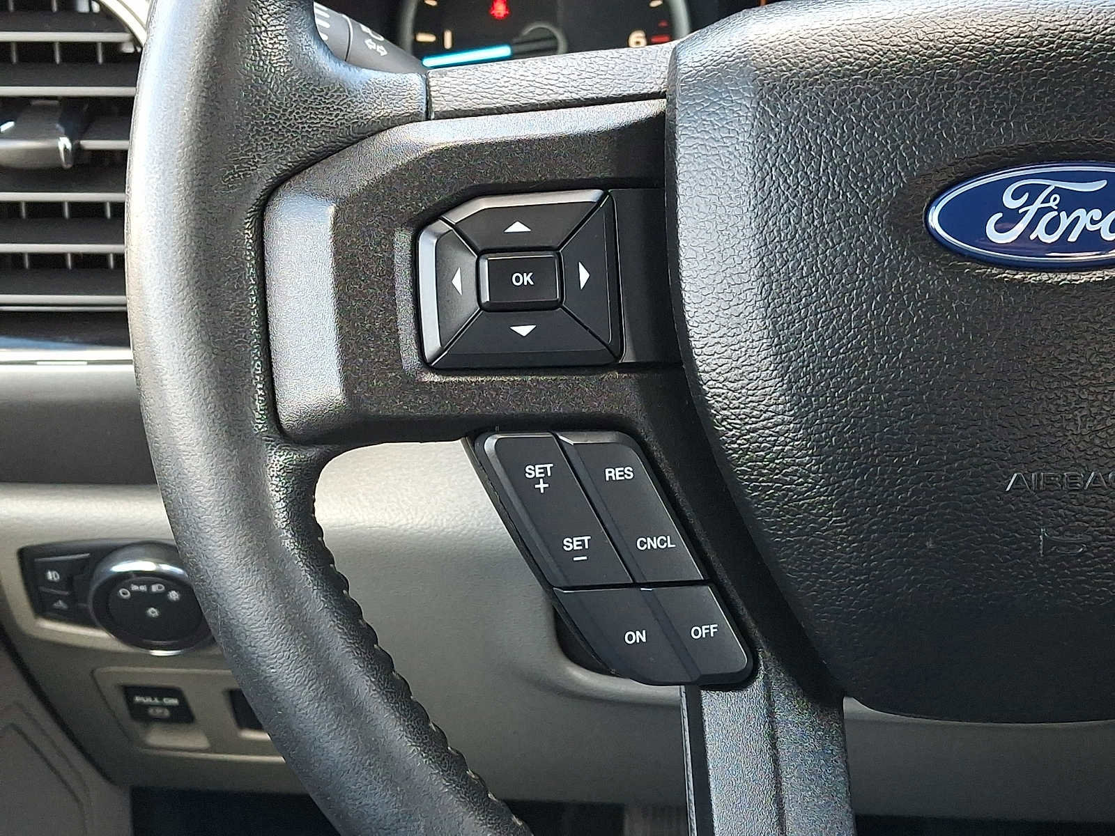 Certified 2018 Ford F150 XLT w/ Equipment Group 302A Luxury image 21