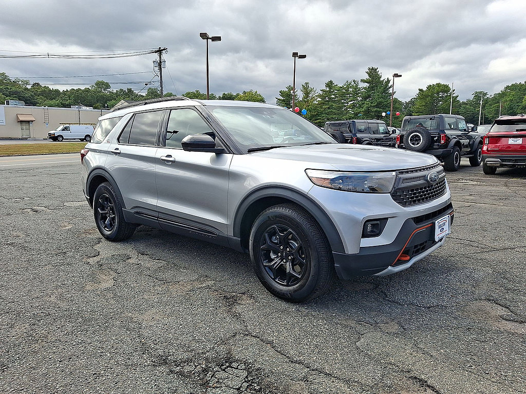 Certified 2022 Ford Explorer Timberline w/ Timberline Technology Package AWD/4WD image 2