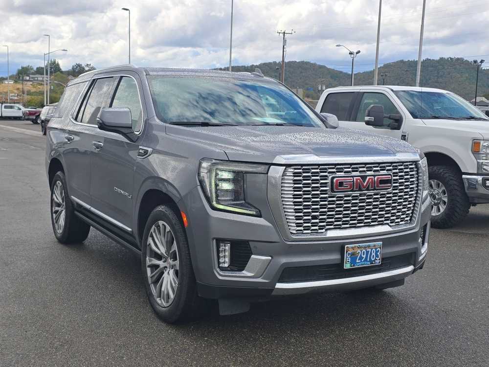 Used 2021 GMC Yukon Denali w/ Denali Premium Package AWD/4WD image 4