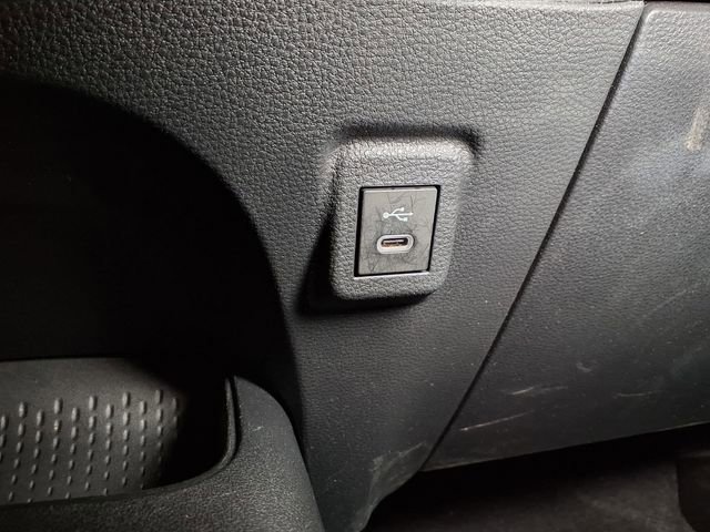 Used 2025 Toyota Corolla LE image 8