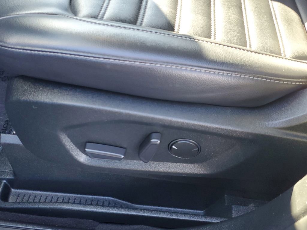 Certified 2022 Ford Edge SEL w/ Convenience Package image 9