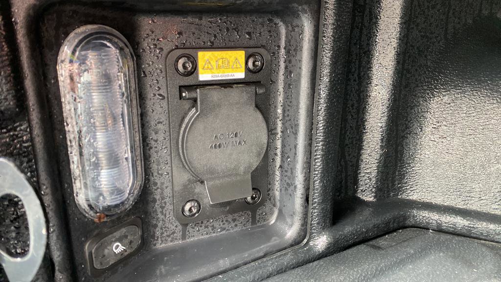 Certified 2024 Ford Maverick XLT w/ XLT Luxury Package image 29