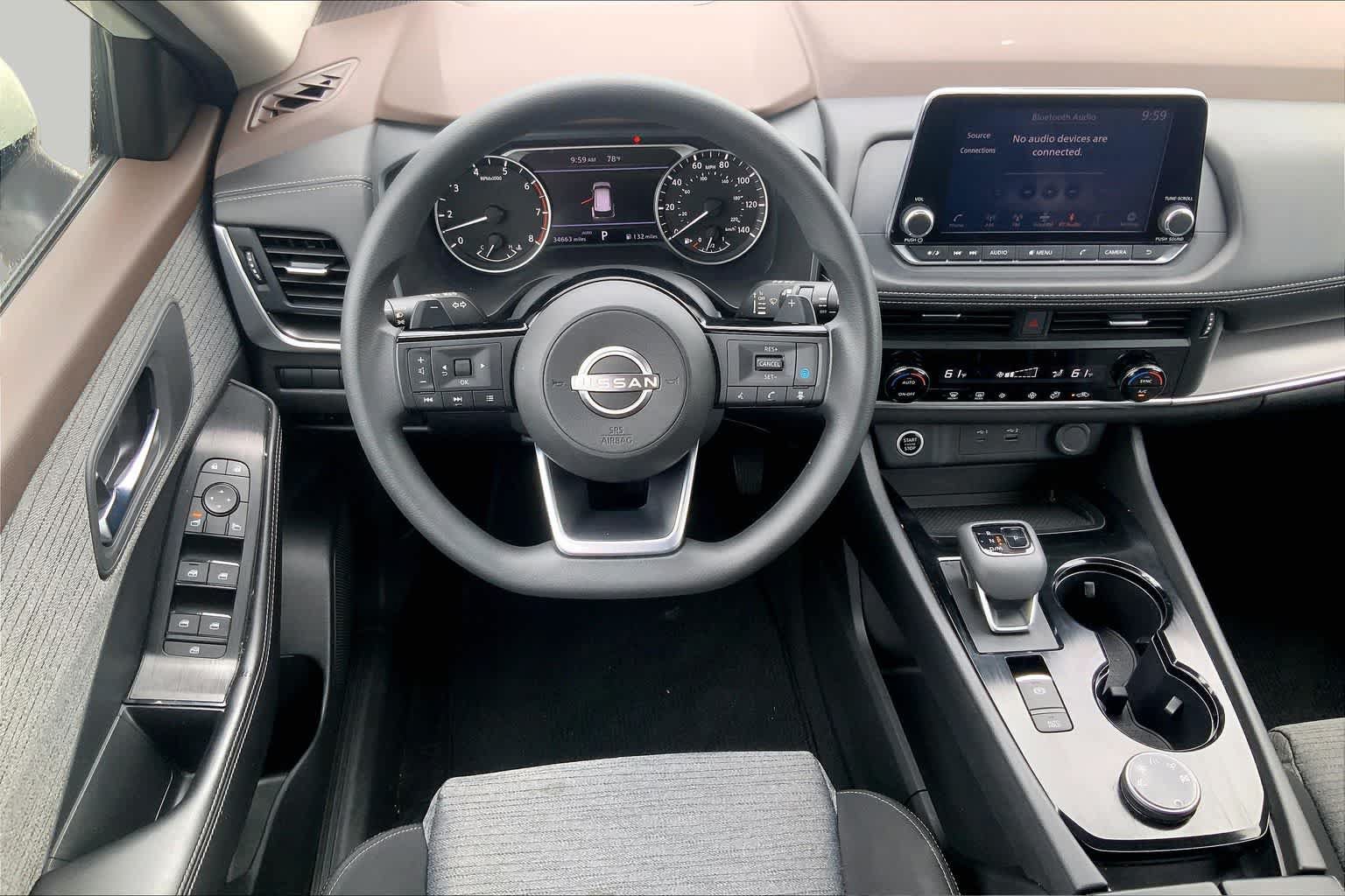 Used 2023 Nissan Rogue SV AWD/4WD image 6