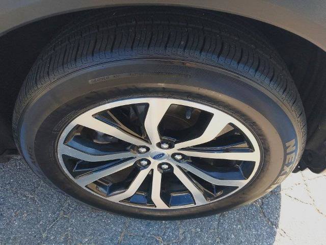 Certified 2025 Ford Explorer ST-Line AWD/4WD image 11