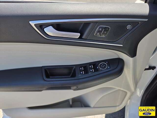 Certified 2023 Ford Edge Titanium w/ Class II Trailer Tow Package AWD/4WD image 18