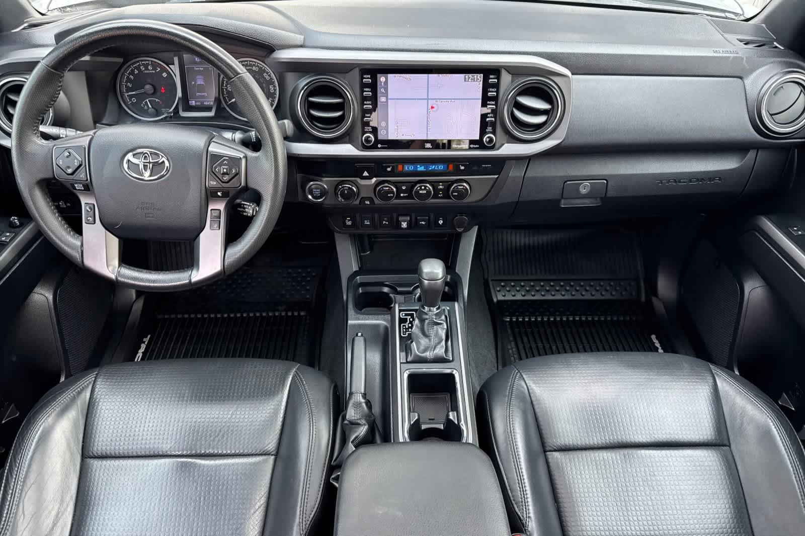 Used 2020 Toyota Tacoma TRD Sport w/ TRD Premium Sport Package AWD/4WD image 3