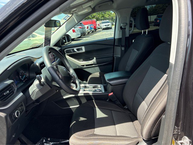 Certified 2023 Ford Explorer XLT AWD/4WD image 9