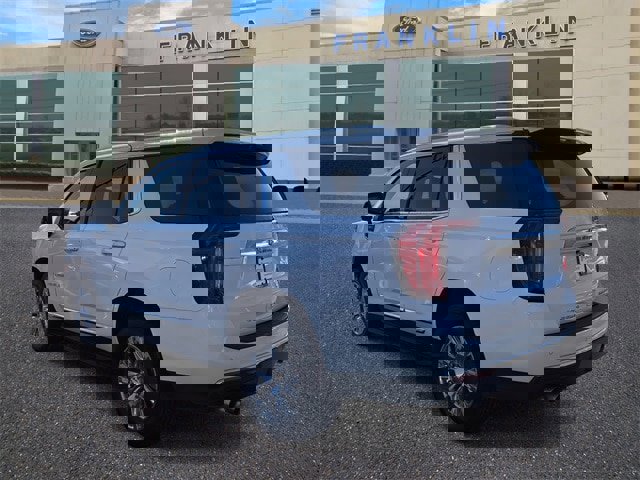 Used 2023 GMC Yukon Denali image 3