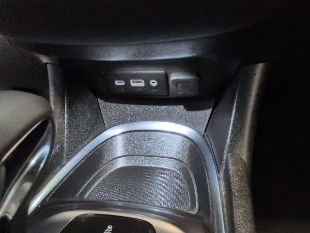 Used 2023 Chevrolet Malibu LT image 27