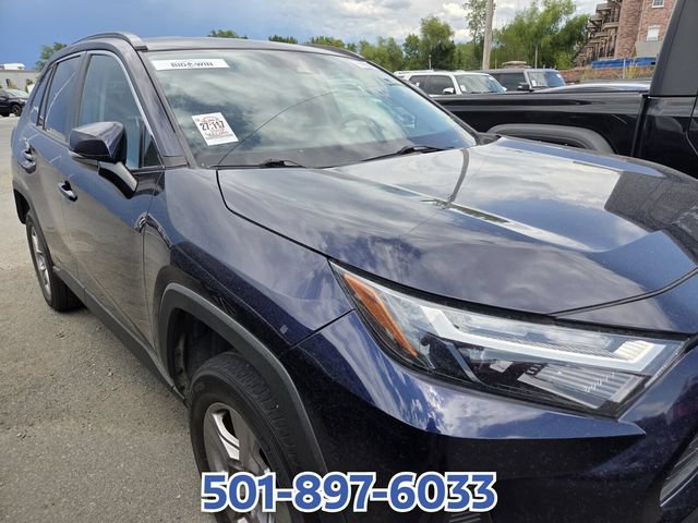 Used 2022 Toyota RAV4 XLE AWD/4WD image 9