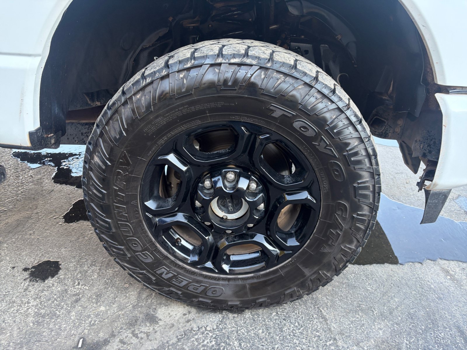 Certified 2024 Ford F250 XL w/ STX Appearance Package AWD/4WD image 32