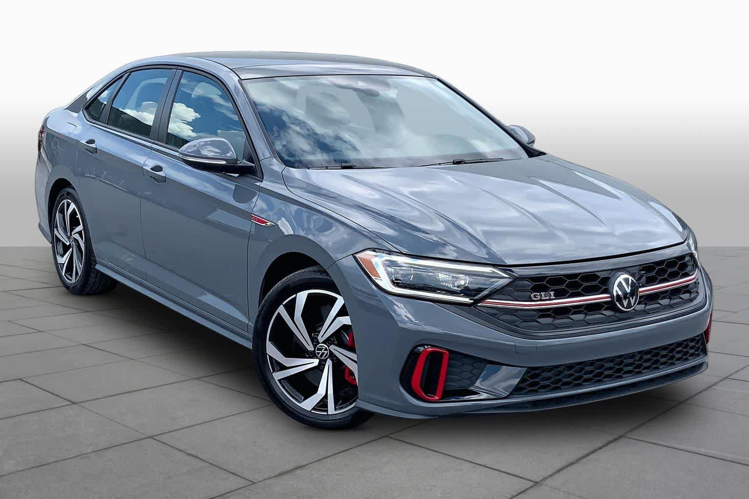 Used 2024 Volkswagen Jetta GLI Autobahn FWD image 3